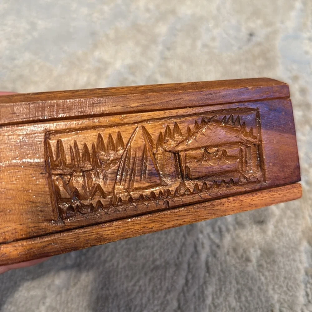 Antique/Vintage Jewelry Box Wood Hand Carved Hinged tropical design monkey pod